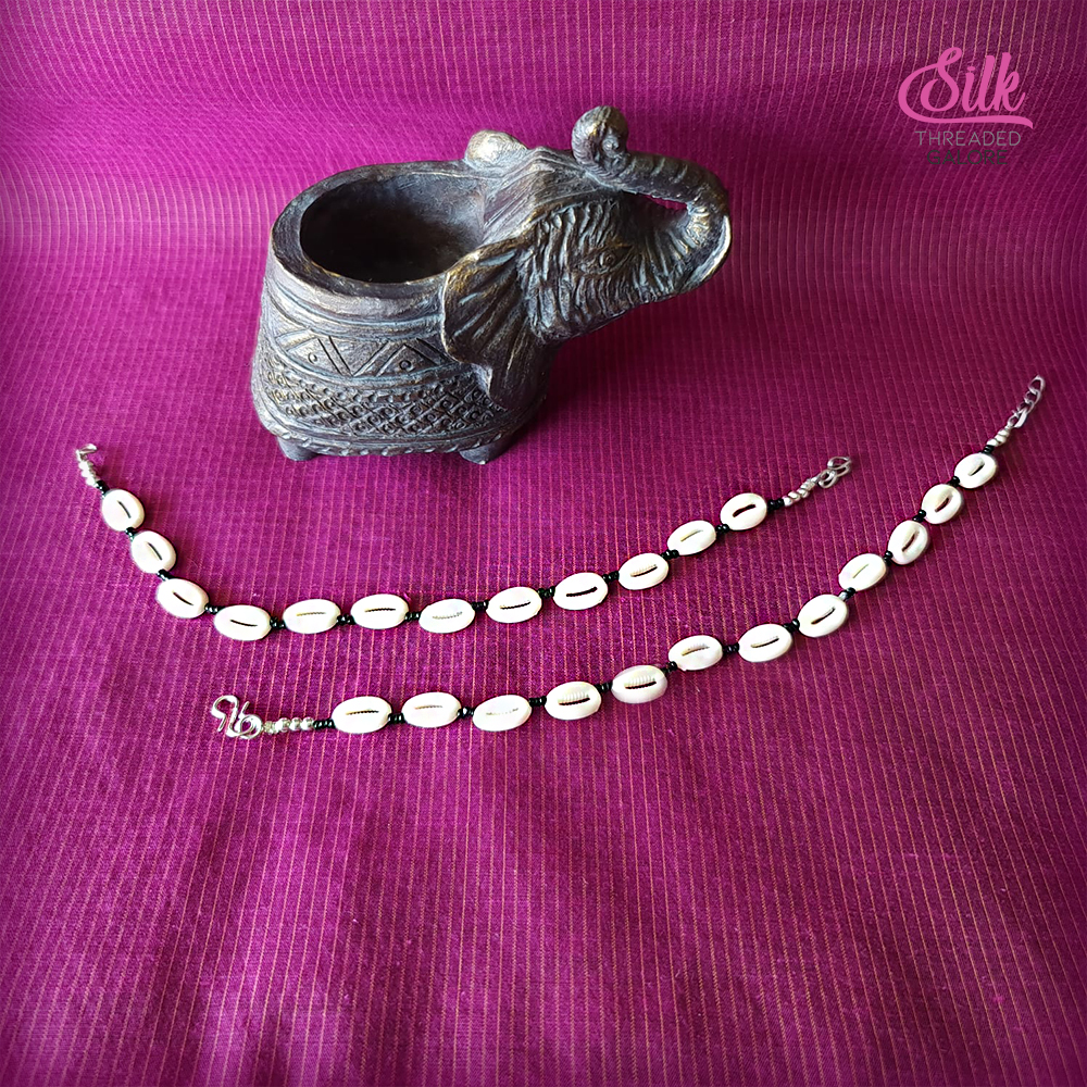 cowry shell design anklet